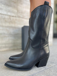 Hanna Stiefel aus schwarzem Leder