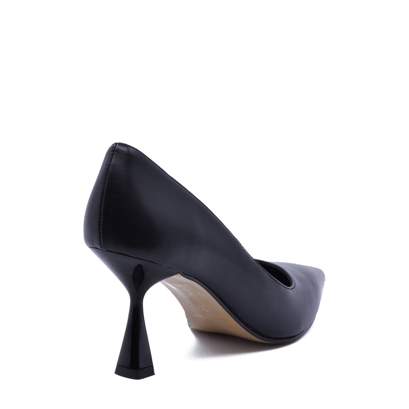 Ellen Black Pumps