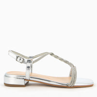 Maddy Silberne Sandale mit Strass-Riemen