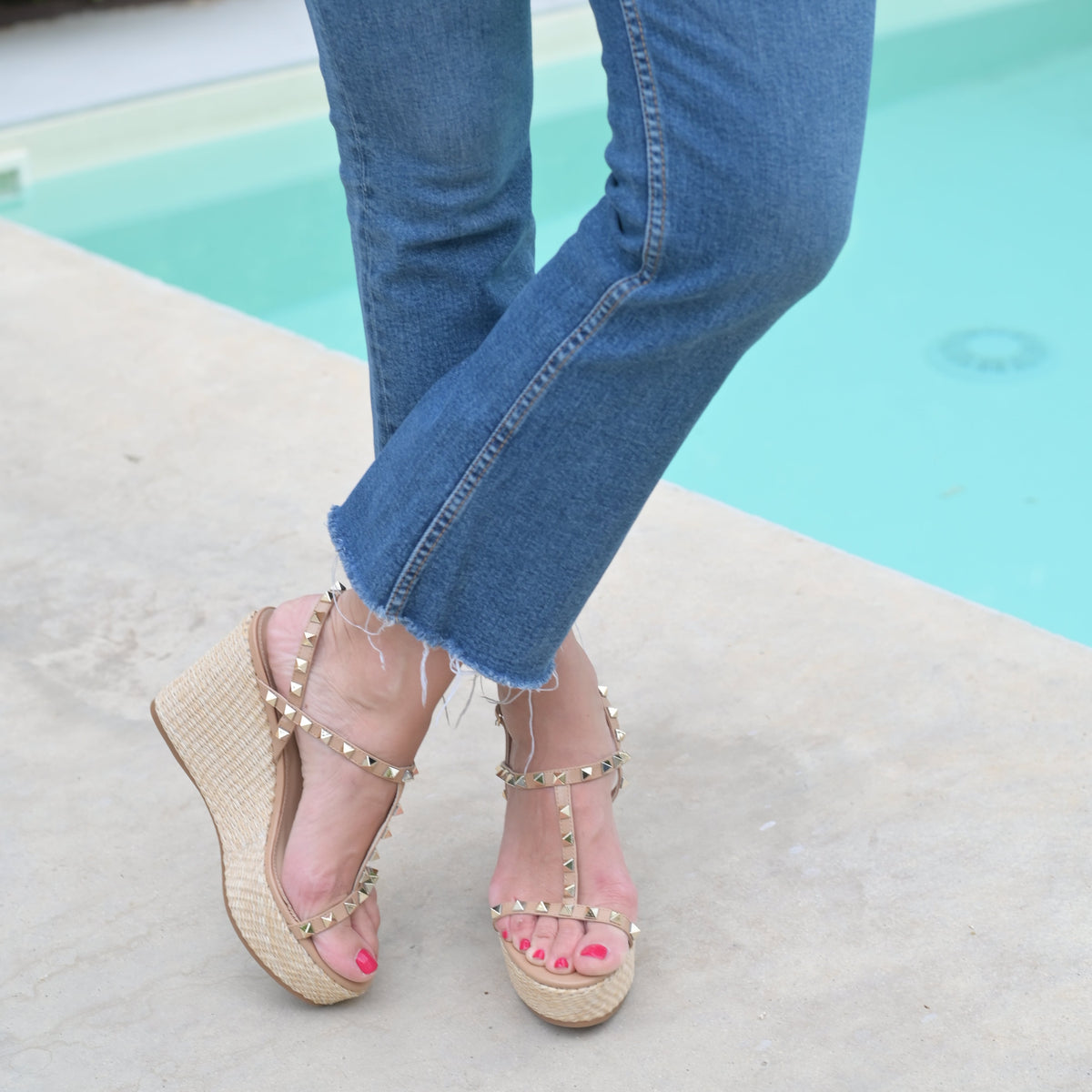 Beige Keilsandalette Pamela